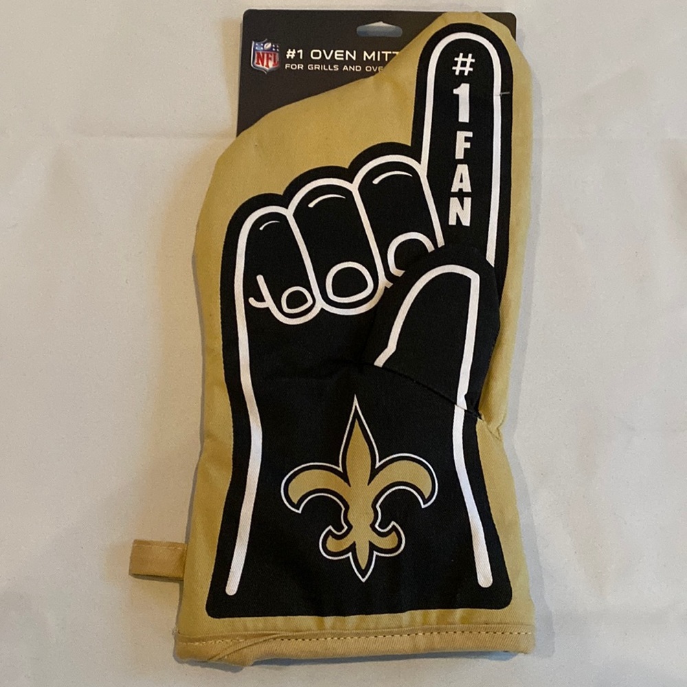 New Orlean Saints # 1 Fan Oven Mitt For Grills and Ovens